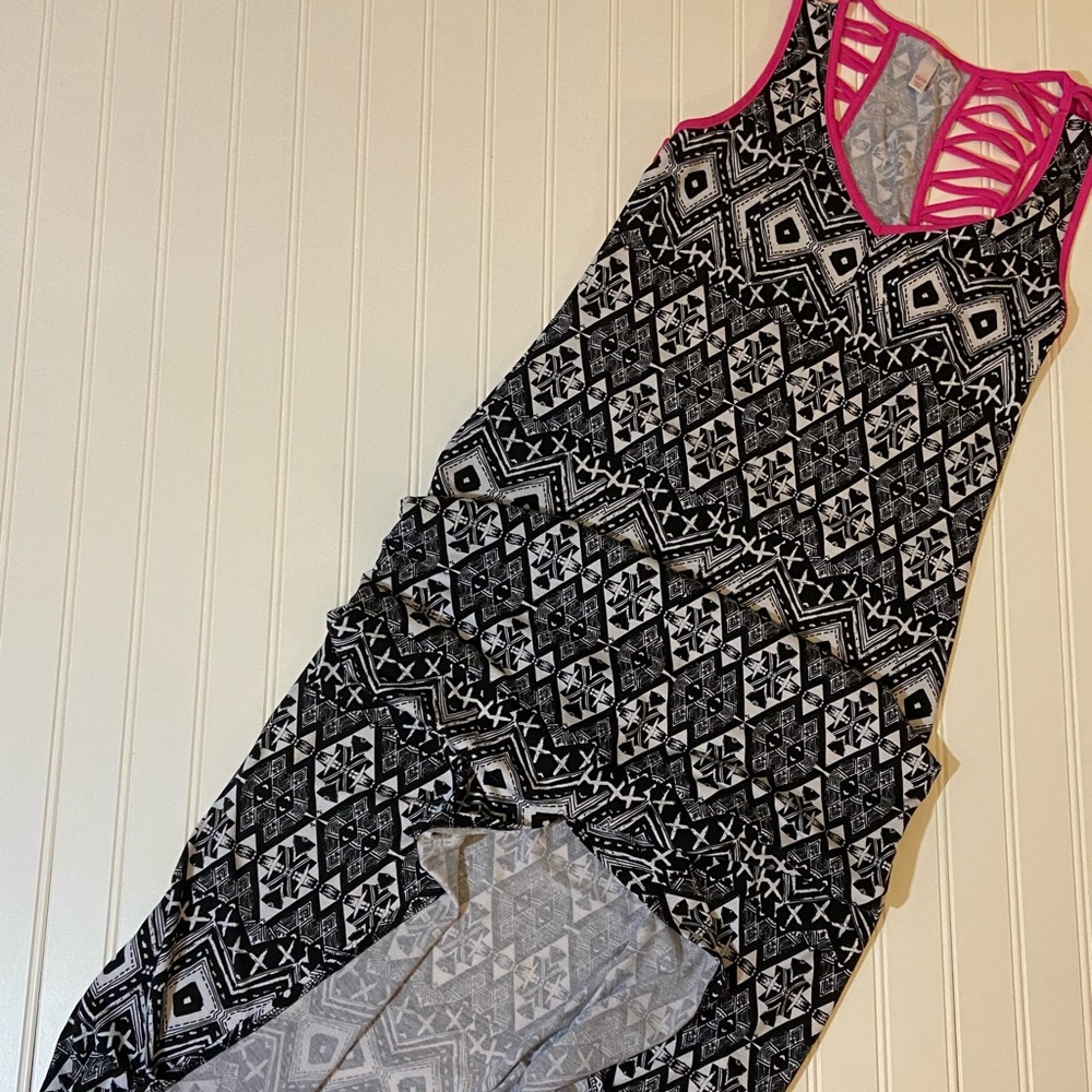 Xhilartion maxi dress with front slit size Xs